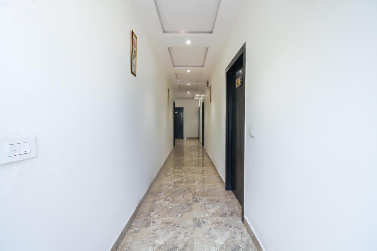 Hotel O Jalsa Tājganj Kültér fotó