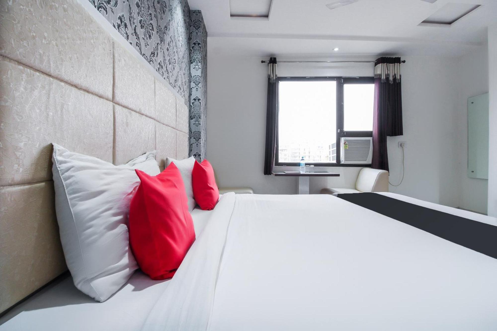 Hotel O Jalsa Tājganj Kültér fotó