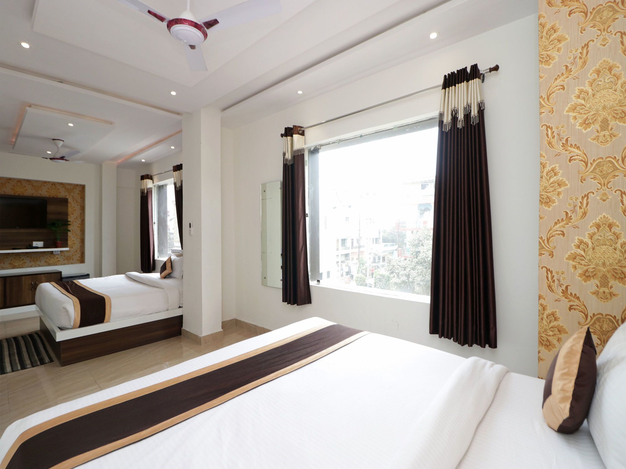 Hotel O Jalsa Tājganj Kültér fotó