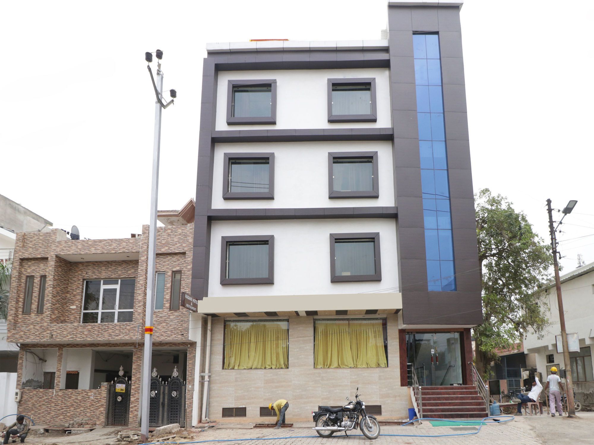 Hotel O Jalsa Tājganj Kültér fotó